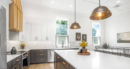 Heritage Heights-Close to Downtown & Pioneer Park