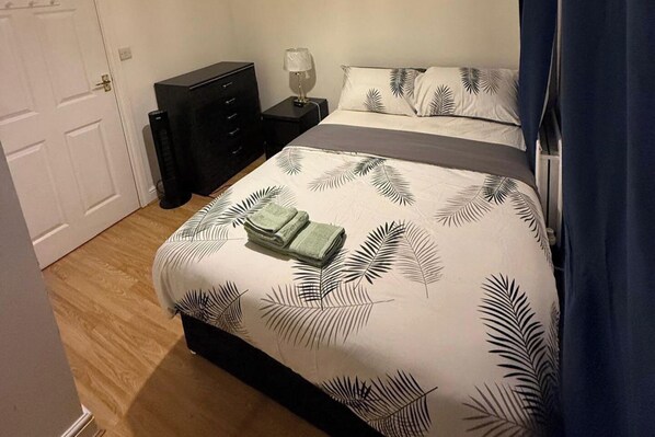 2 bedrooms, WiFi, bed sheets