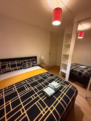 2 bedrooms, WiFi, bed sheets