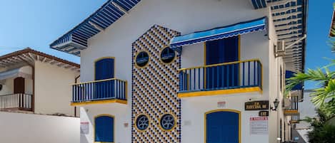 Basic Apartment | Exterior