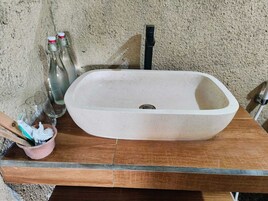 Caja de seguridad en la habitación y cortinas blackout 
