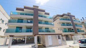 Mặt tiền nơi lưu trú