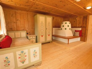 3 bedrooms, Internet