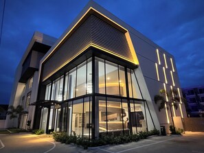 Exterior - Revery Hotel Siem Reap (Siem Reap)