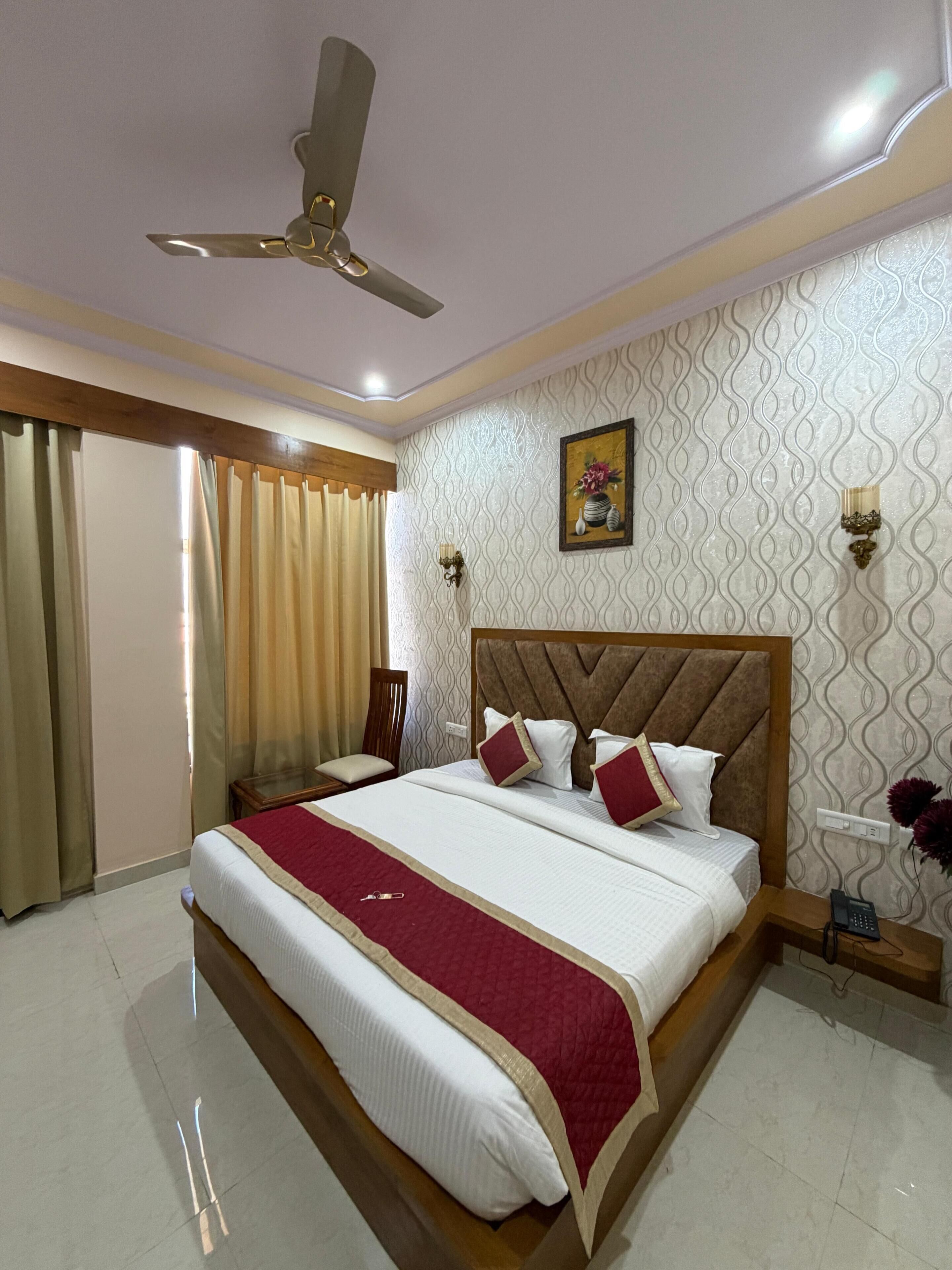 In-room safe, individually decorated, individually furnished, desk