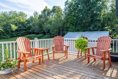 Sleeps 6, Rural, Peaceful, Homey