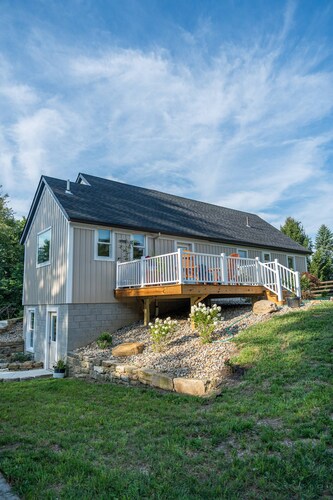 Sleeps 6, Rural, Peaceful, Homey