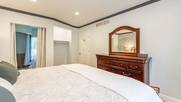 3 chambres, fer et planche Ă repasser, Wi-Fi, draps fournis