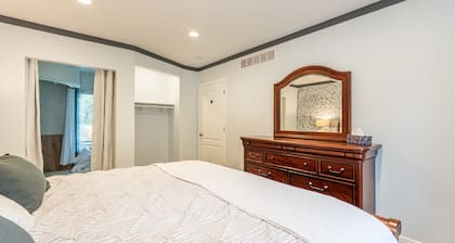 Sleeps 6, Rural, Peaceful, Homey
