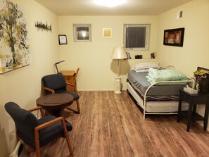 1 bedroom, WiFi, bed sheets