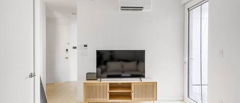 Fernseher, Stereoanlage