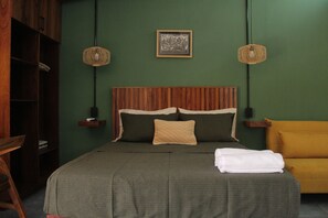 1 bedroom, desk, iron/ironing board, free WiFi