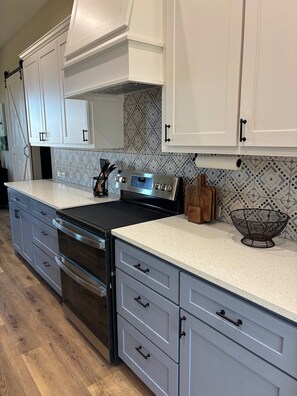 Microwave, oven, stovetop, dishwasher