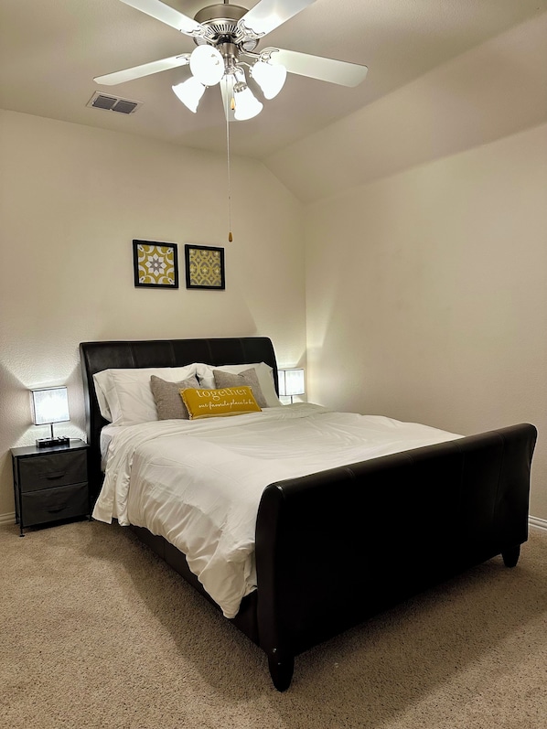 2 bedrooms, WiFi, bed sheets