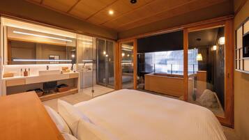 Basic Double Room | Free WiFi