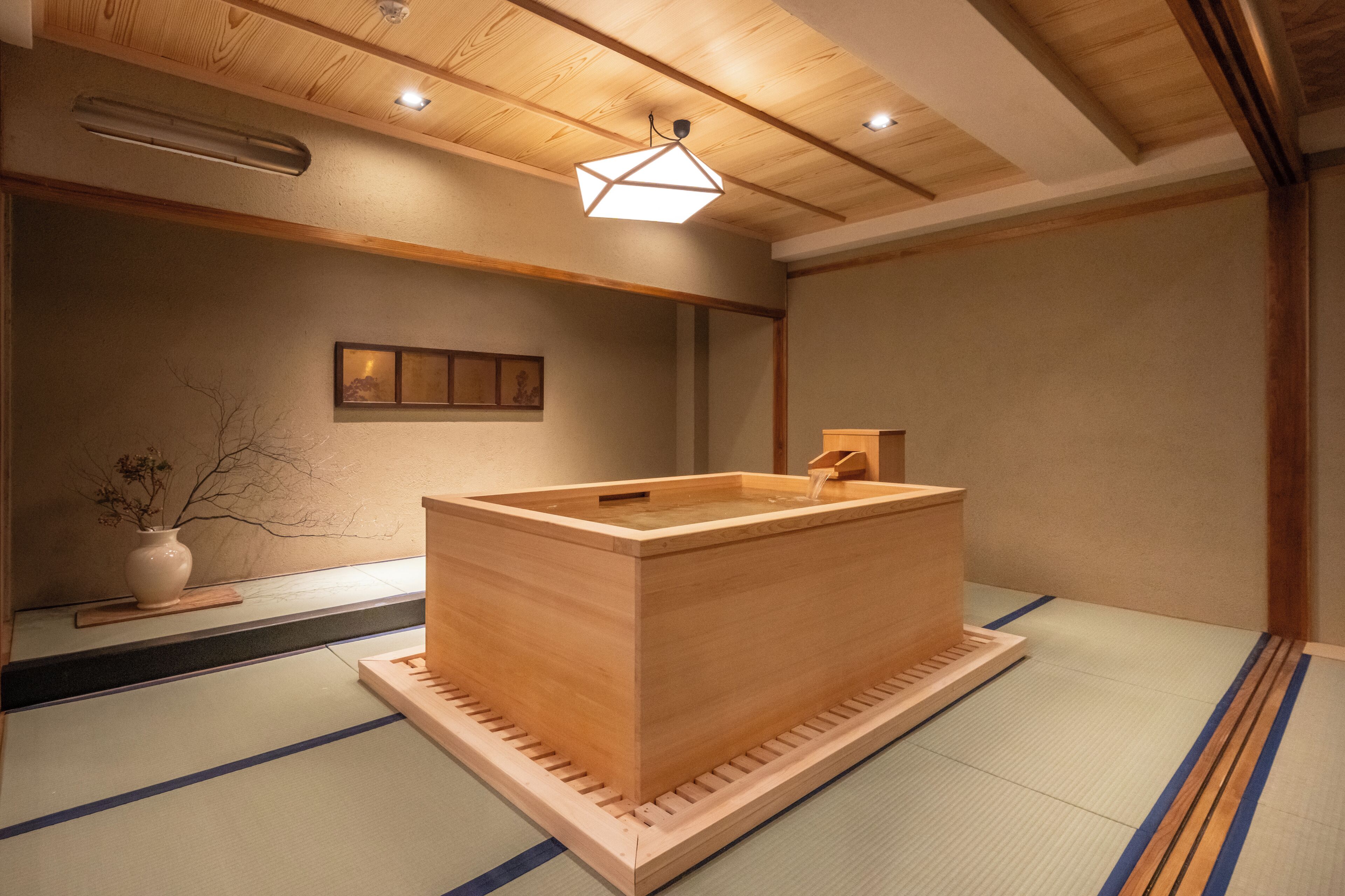 Luxury Twin Room | Free minibar, free WiFi