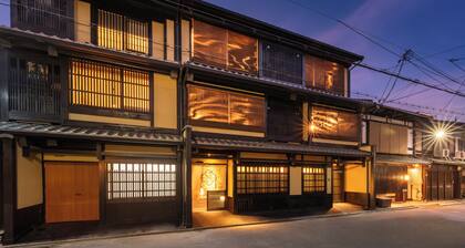Nazuna Kyoto Nishi Honganji