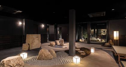 Nazuna Kyoto Nishi Honganji