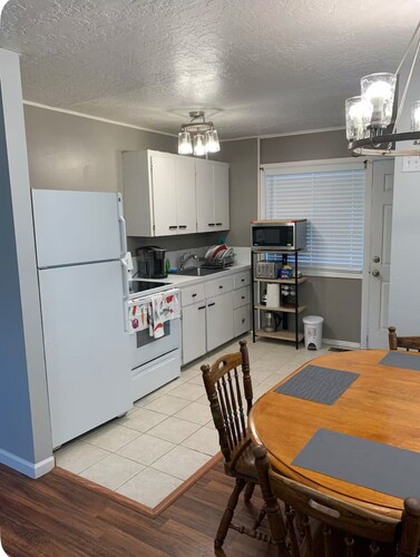 King, queen, & twin bed. 2-bedroom. Fenced around.