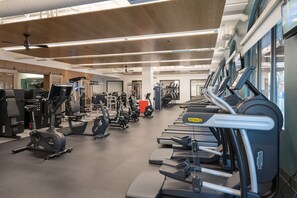 Fitness facility - Blueground | Contra Costa Centre, pool, nr Walnut Creek Park (Contra Costa Centre)