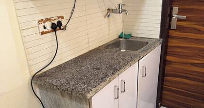 Charming 1-bedroom house in amazing New Delhi with AC