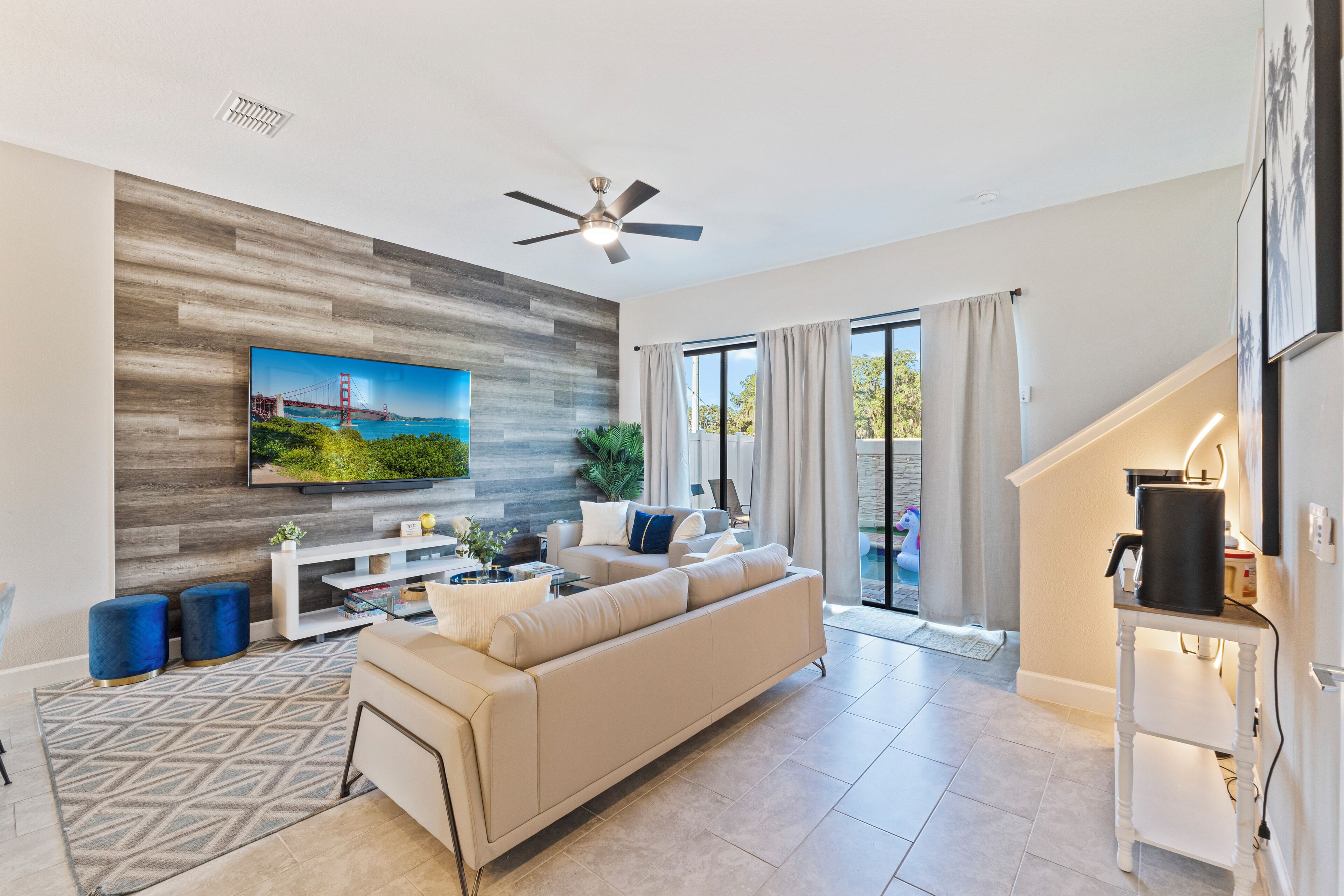 تلفزيون ذكي