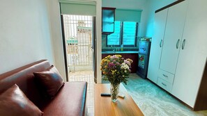 Studio, Balcony, City View