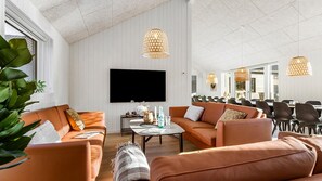 TV, table football, ping pong