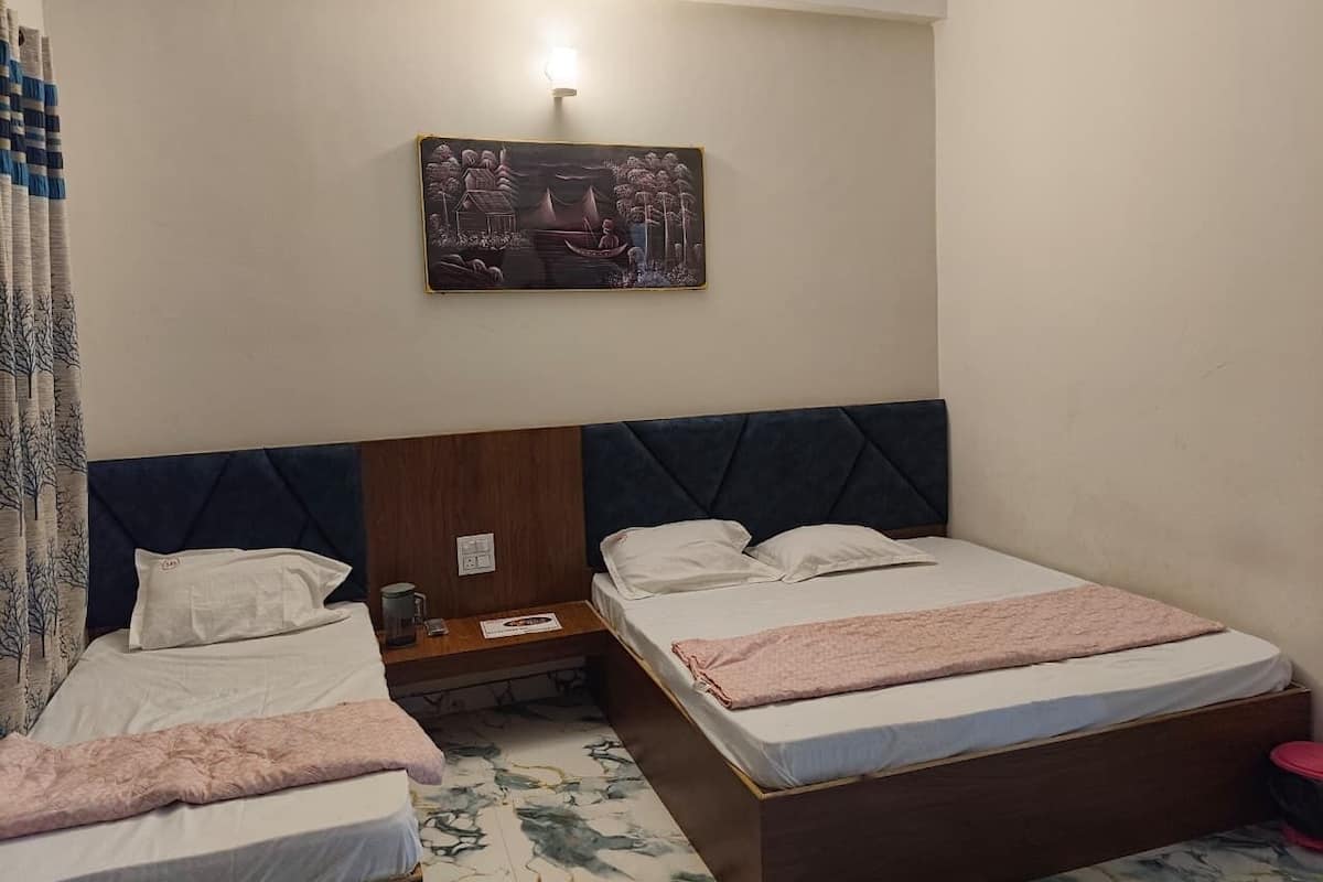 Double Room | Free WiFi