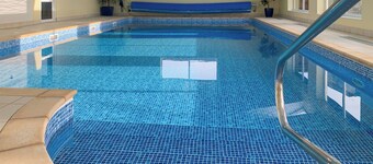 The Swallows - UK50177