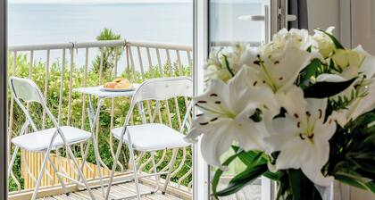 8 bedroom accommodation in Downderry