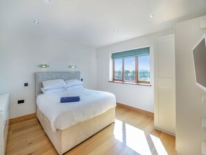 3 makuuhuonetta, ilmainen Wi-Fi