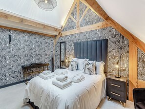 5 bedrooms