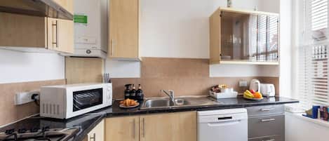 Dishwasher, high chair