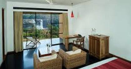 Rain Forest Resort - Munnar