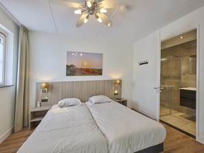 4 室のベッドルーム、インターネット