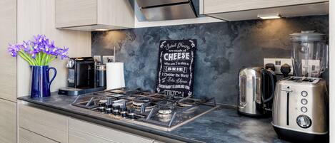 Dishwasher, highchair