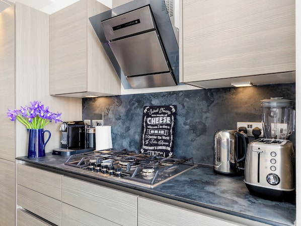 Dishwasher, highchair