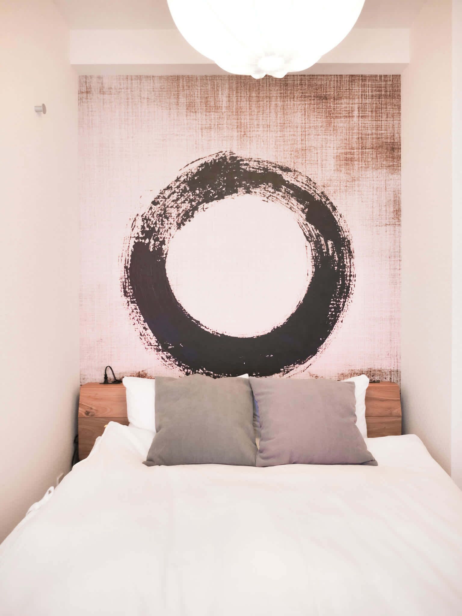 1 bedroom, desk, WiFi, bed sheets