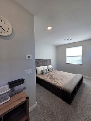 1 bedroom, WiFi - Delightful own entrance 1b1b with AC in Henderson (Henderson)