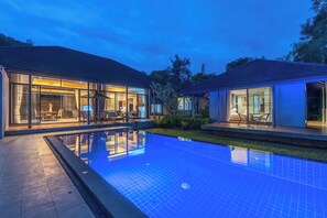 Piscina externa