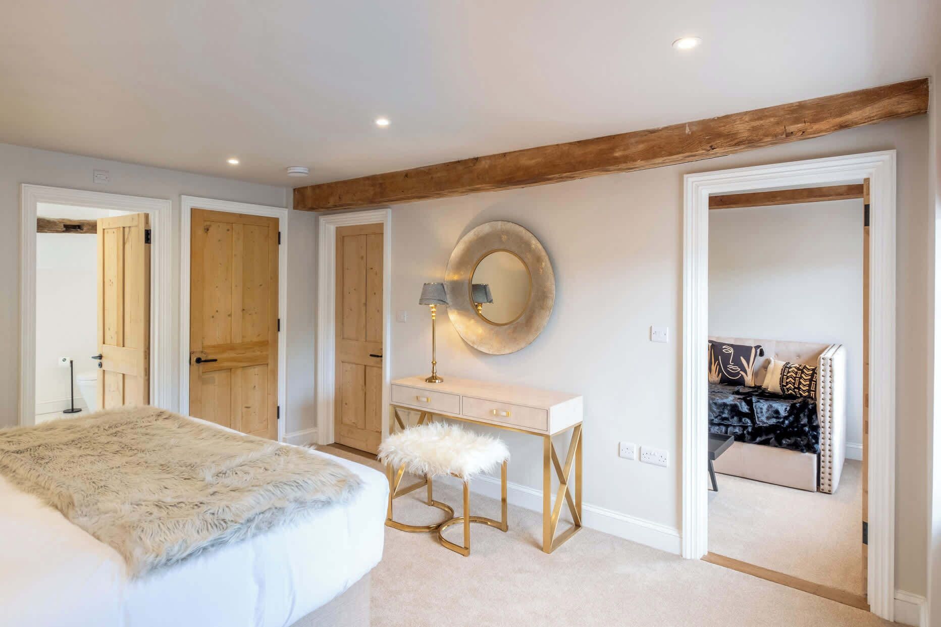 4 bedrooms, iron/ironing board, travel cot, WiFi