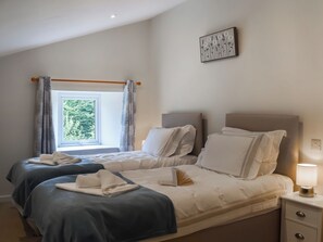 2 bedrooms, free WiFi