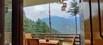 Khaapus Home Naggar