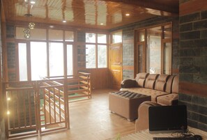 Khu phòng khách