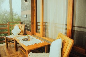Family Room, Balcony | Free WiFi - Khaapus Home Naggar (Kullu)