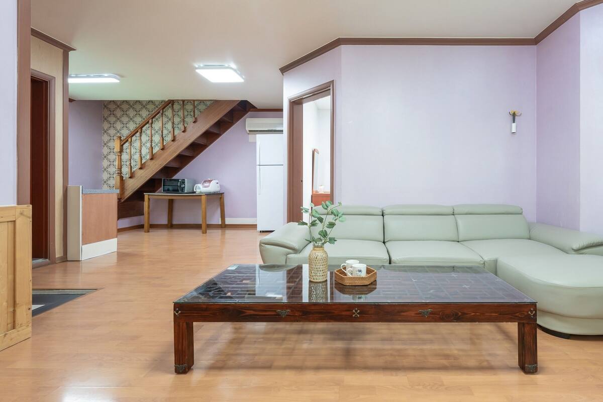 Basic Room, 3 Bedrooms (Whole-C (1F / Duplex /BBQ))