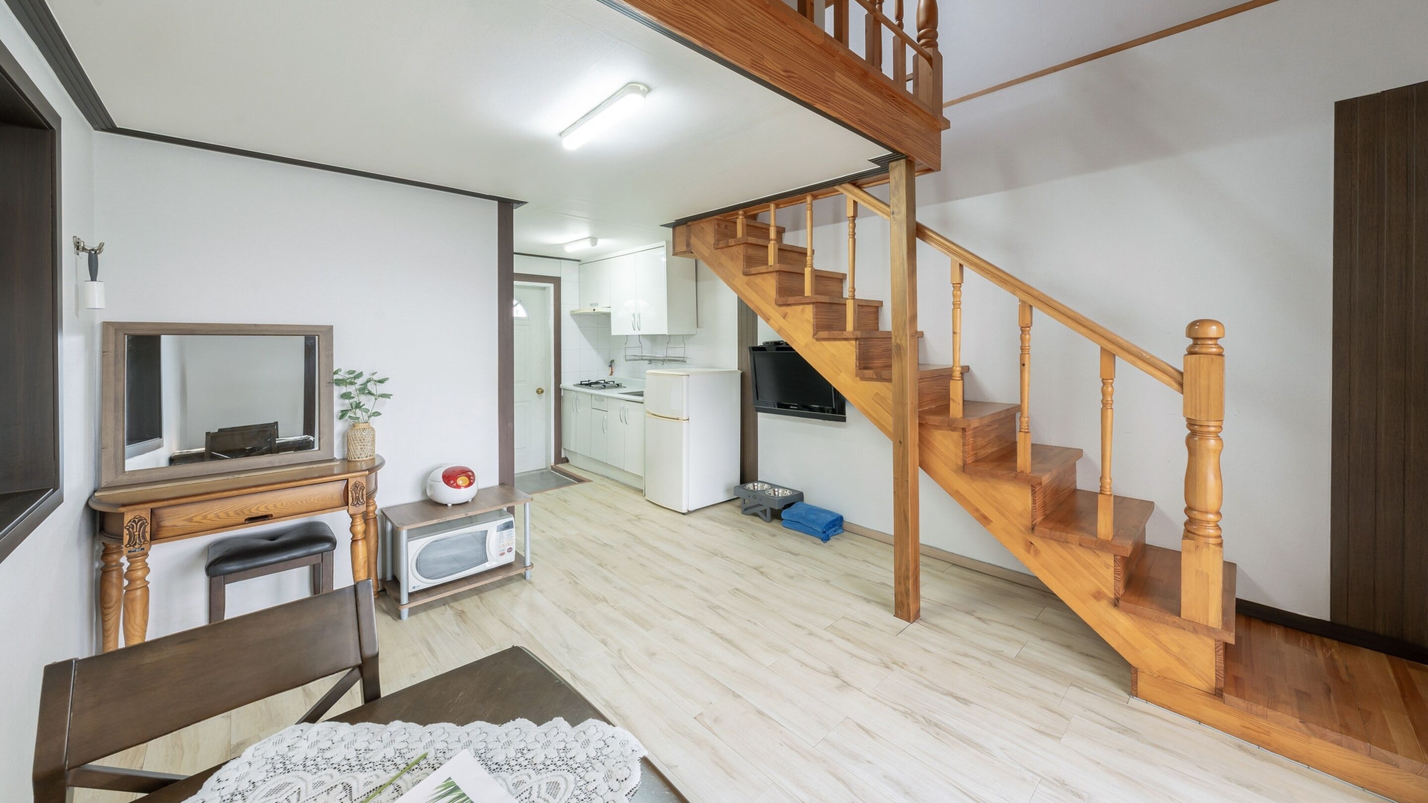 Basic-værelse - 1 soveværelse (D-Couple B (2F/ Duplex / BBQ)) | 1 soveværelse, gratis Wi-Fi