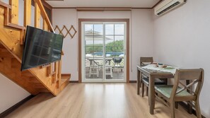 Basic Room, 1 Bedroom (D-Couple A (2F / Duplex / BBQ) | 1 bedroom, free WiFi - Evergreen Pet-friendly Pension, Taean (Taean)