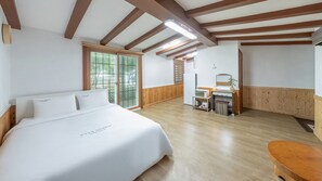 Basic Room, 1 Bedroom (D-1 (1F / Studio Type /  BBQ)) | 1 bilik tidur, Wi-fi percuma 